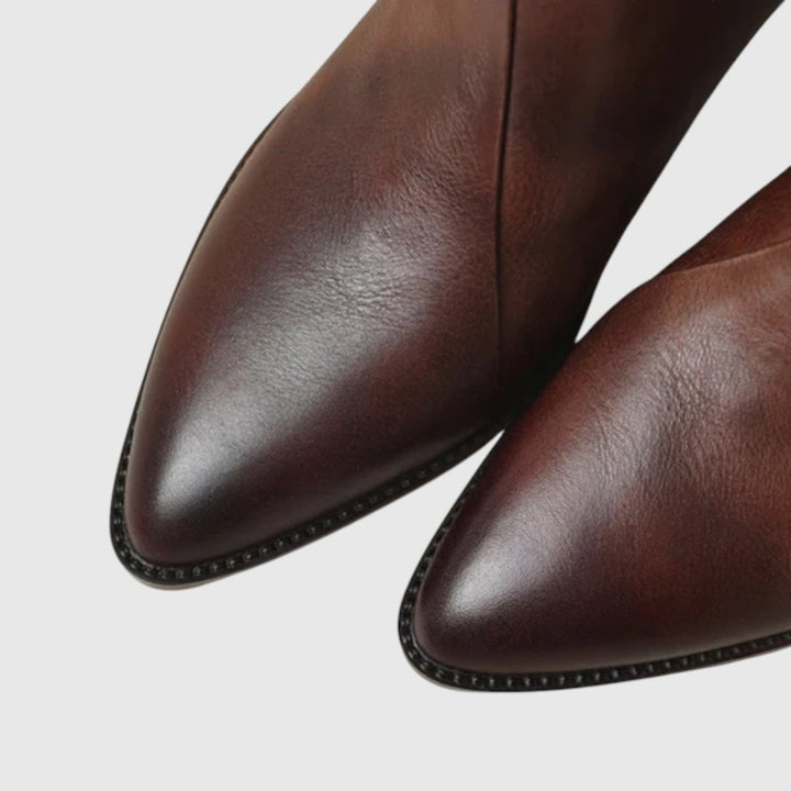 Камил - Луксозни Ботуши с Нисък Ток